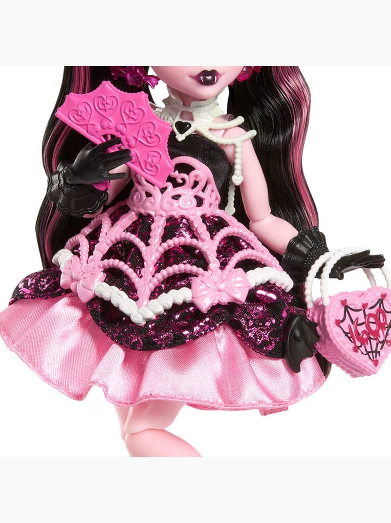 Monster High Poupée Mannequin Draculaura Anniversaire Multicolore - Kiabi