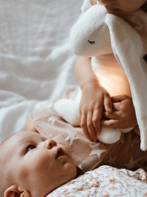Moonie - Peluche veilleuse lapin magique - Kiabi