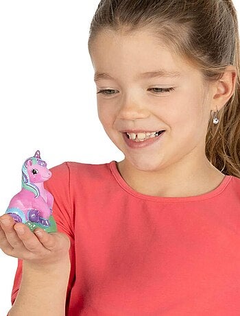 Moulage et peinture : Licorne