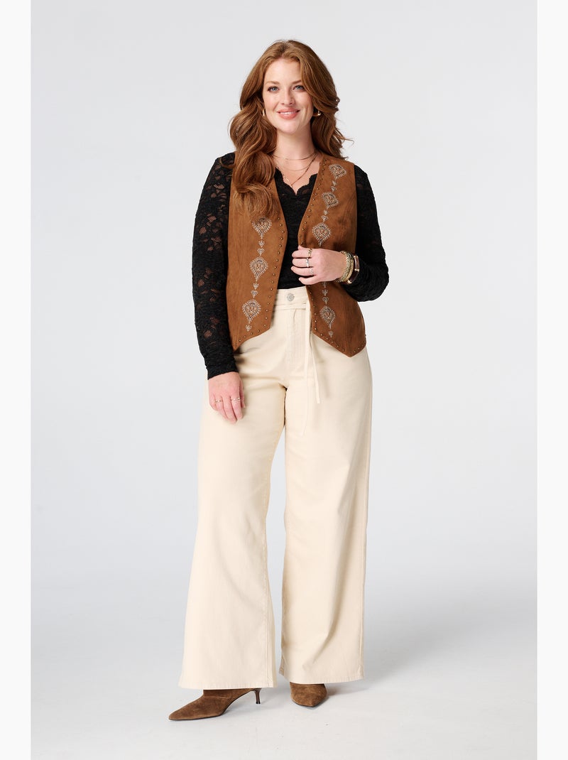 Ms Mode Gilet Sans Manches gilet avec broderies et clous Camel - Kiabi