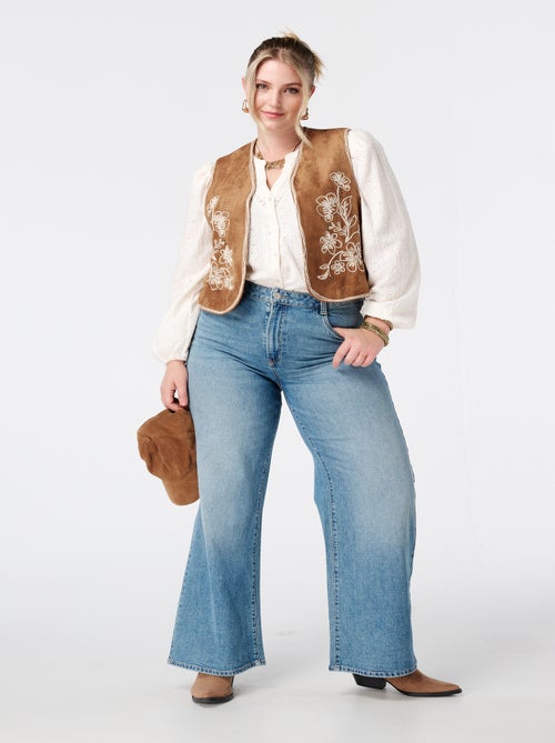 MS MODE Gilet sans manches Gilet en suédine avec broderie - Kiabi