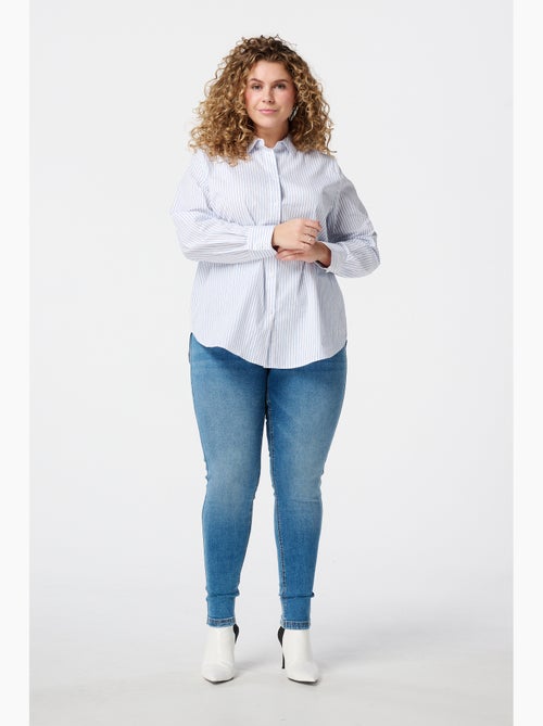 MS MODE Jean Tregging avec un look denim - Kiabi