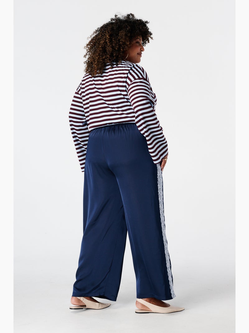 Ms mode pantalon avec détails en dentelle sur les côtés Bleu marine - Kiabi