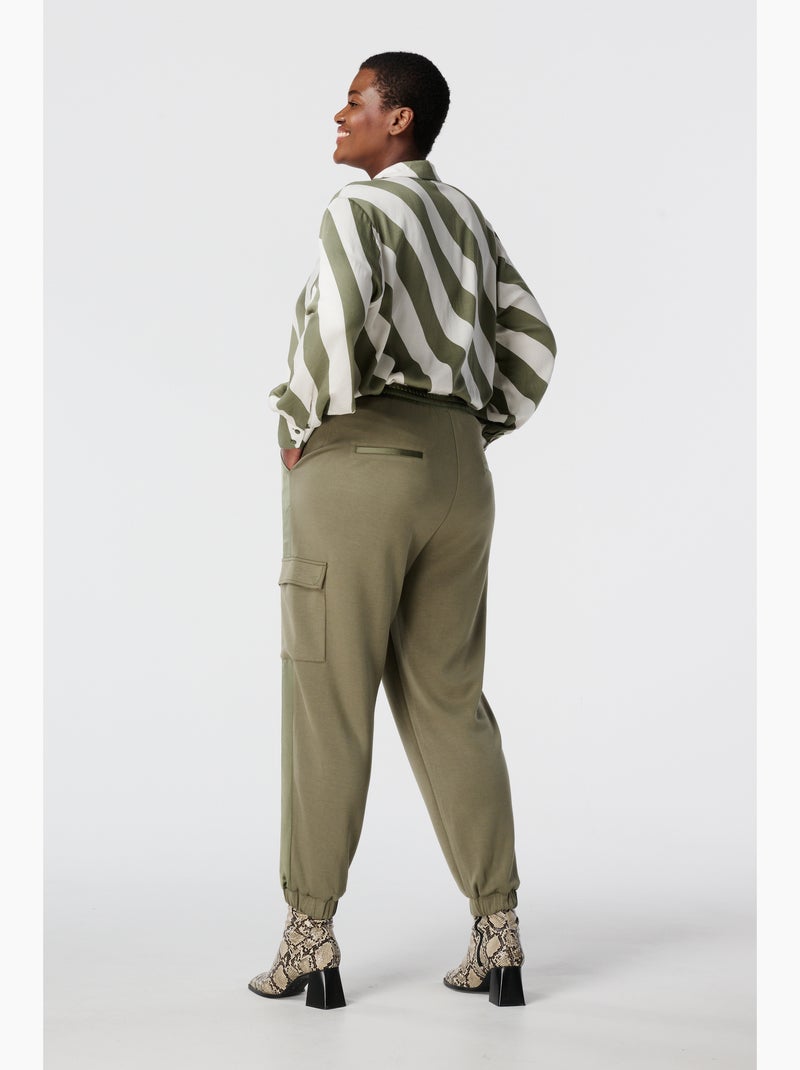 MS MODE Pantalon Pantalon de survêtement avec poches Vert sauge/Blanc cassé/Sable - Kiabi