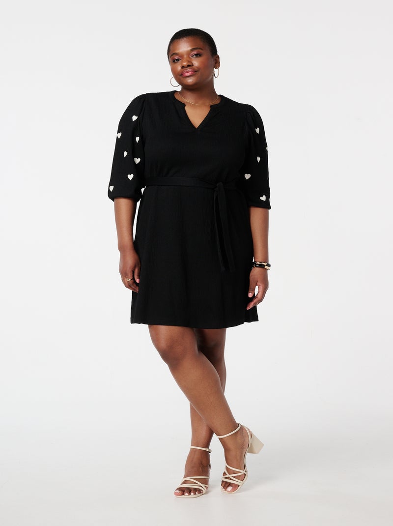 MS MODE Robe Robe avec cœurs brodés Noir - Kiabi