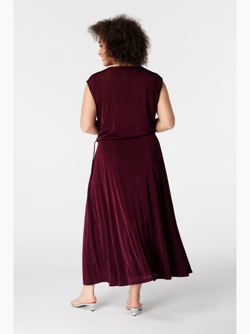 MS MODE Robe Robe avec effet cache cœur Bordeaux - Kiabi