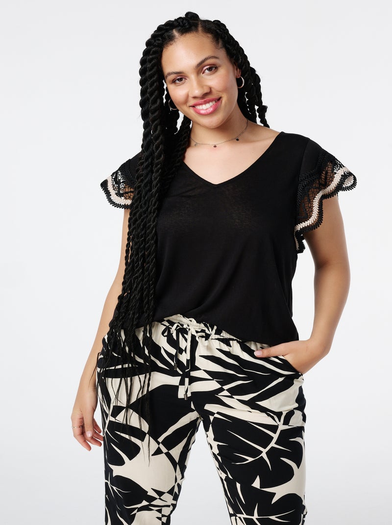 MS MODE T-shirt T-shirt avec détails en crochet Noir - Kiabi