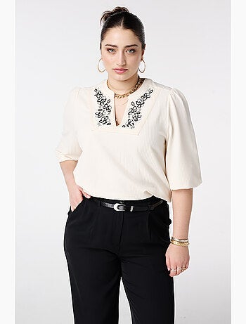 MS MODE Top Haut à broderie et col en V