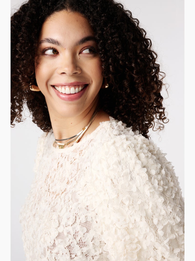 MS MODE Top Top avec fleurs 3D Crème - Kiabi