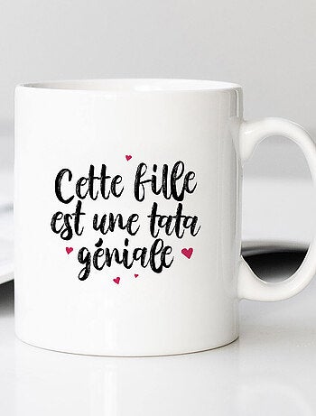 Mug CETTE FILLE EST UNE TATA GÉNIALE