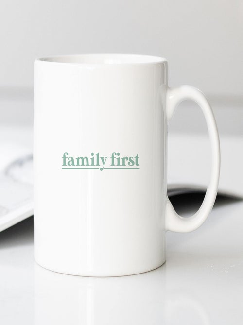 Mug FAMILY FIRST VERT - Kiabi