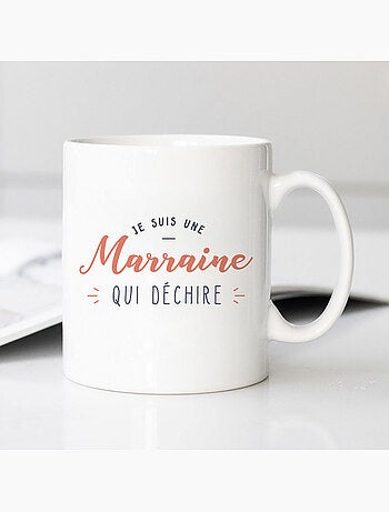 Mug JE SUIS UNE MARRAINE QUI DÉCHIRE
