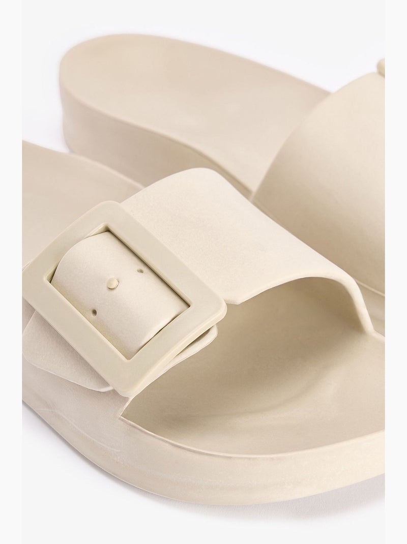 Mules à boucle en pierre penti Crème - Kiabi