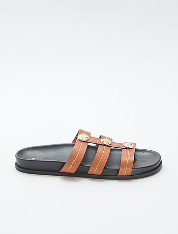 Mules avec boutons dorés fantaisies