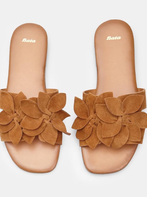 Mules avec décoration florale BATA - Kiabi