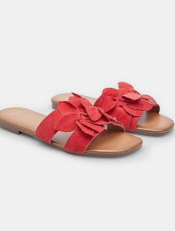 Mules avec décoration florale bata