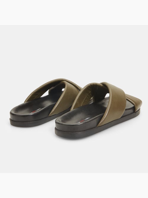 Mules Bata Red Label en cuir avec bandes croisées - Kiabi