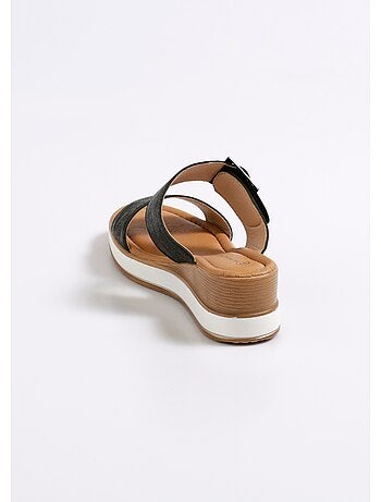 Mules compensées bride boucle fantaisie