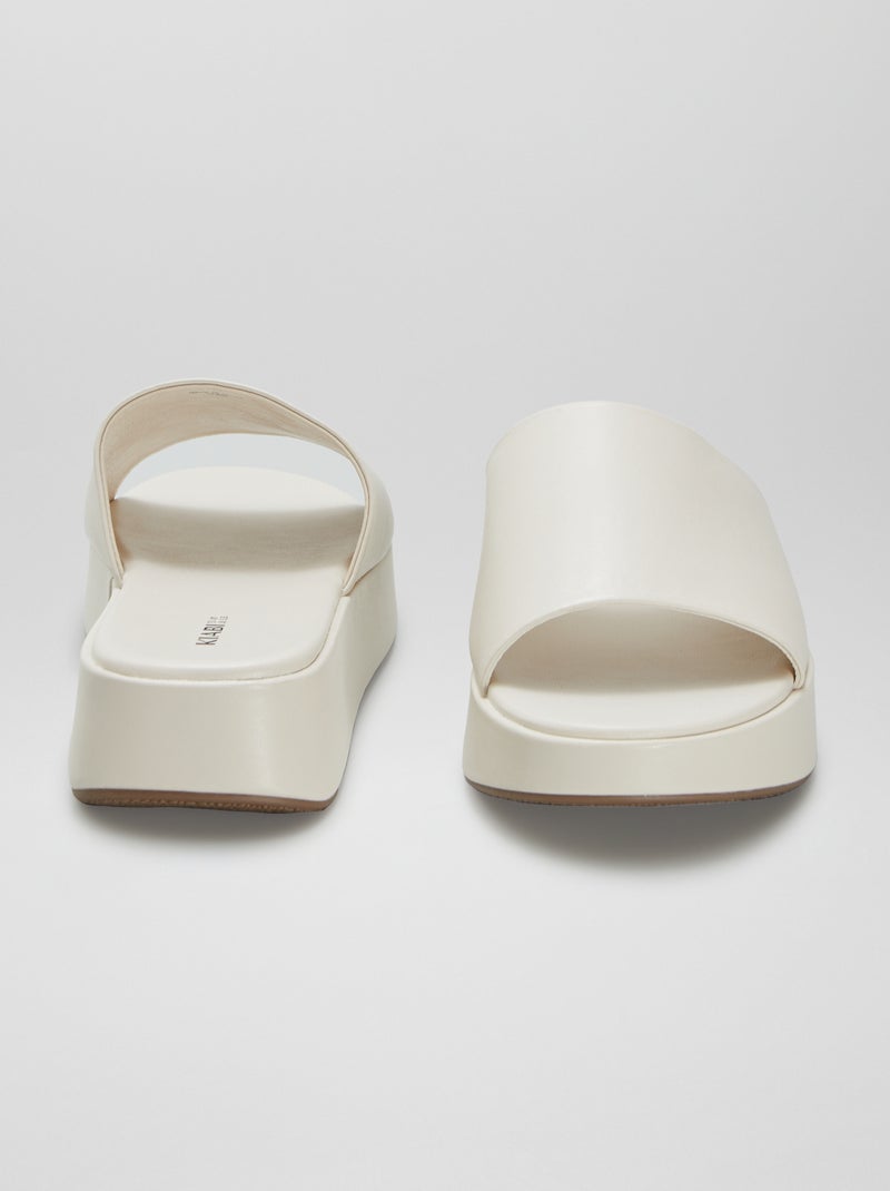 Mules compensées en simili Beige - Kiabi