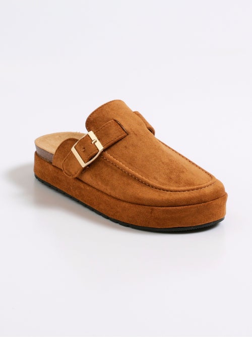 Mules compensées en suédine avec boucle - Kiabi