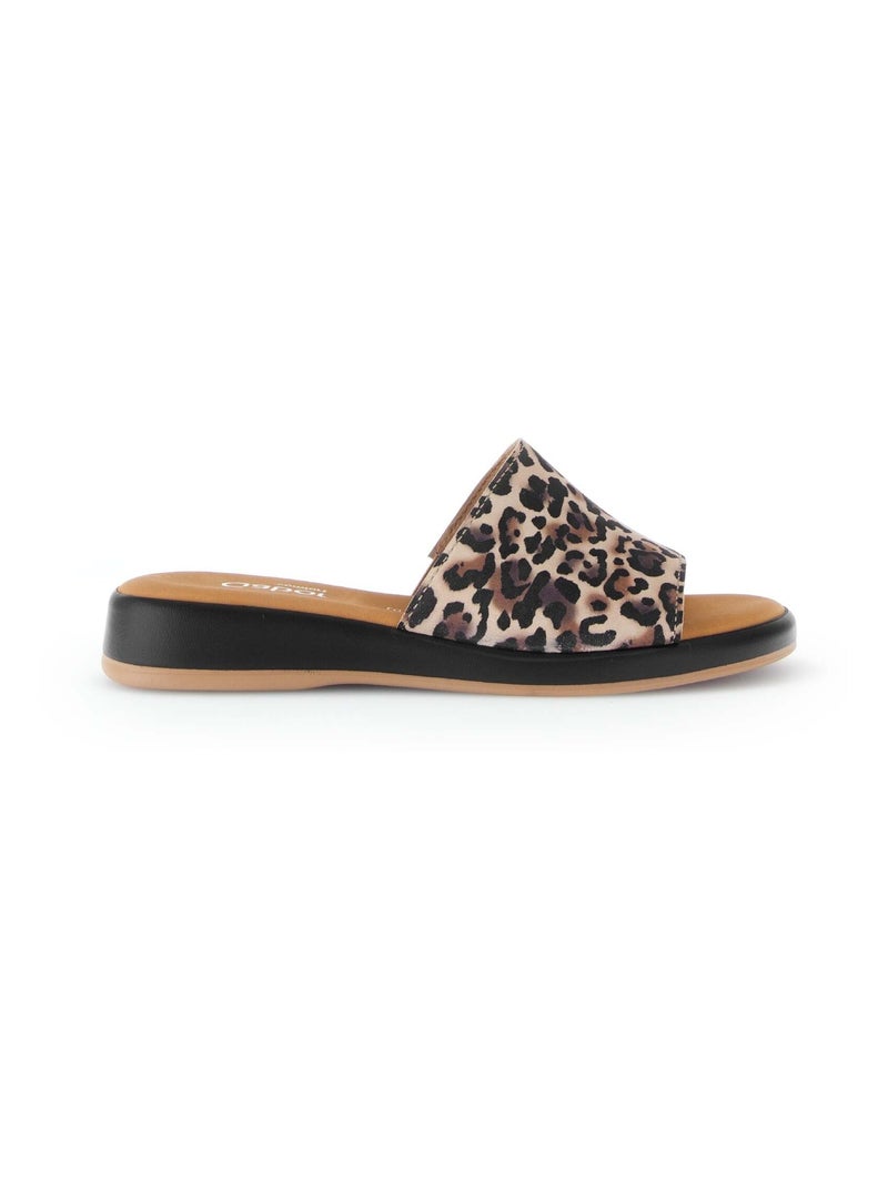 Mules  en cuir Beige - Kiabi