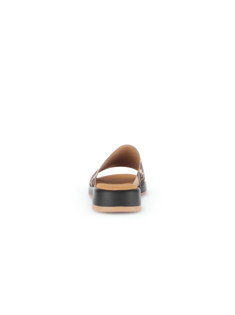 Mules  en cuir Beige - Kiabi