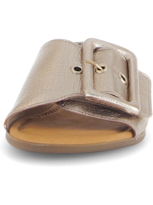 Mules en cuir métallisé - Kiabi Mules en cuir métallisé - Kiabi