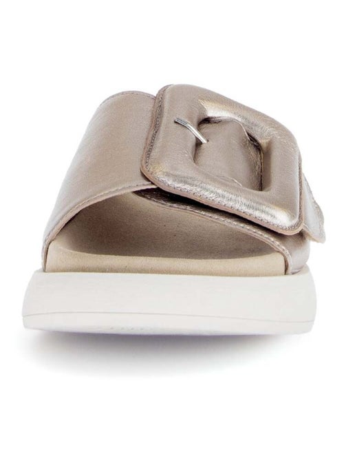 Mules  en cuir métallisé - Kiabi