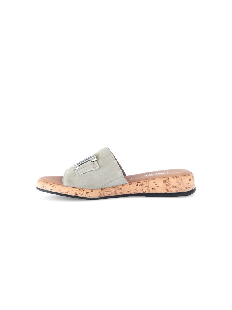 Mules  en cuir Vert - Kiabi