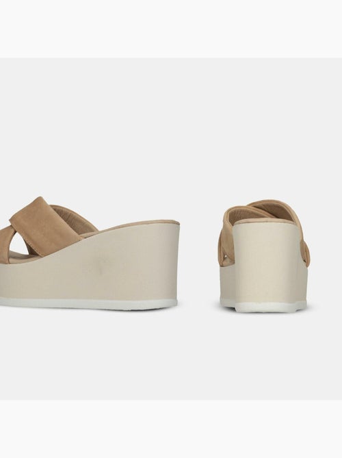 Mules en daim BATA - Kiabi