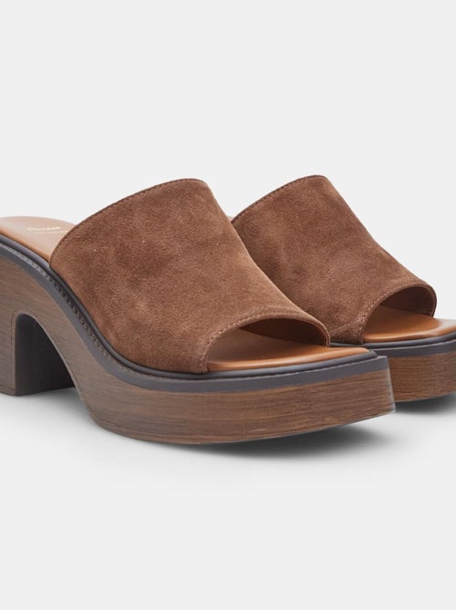 Mules  en daim BATA - Kiabi