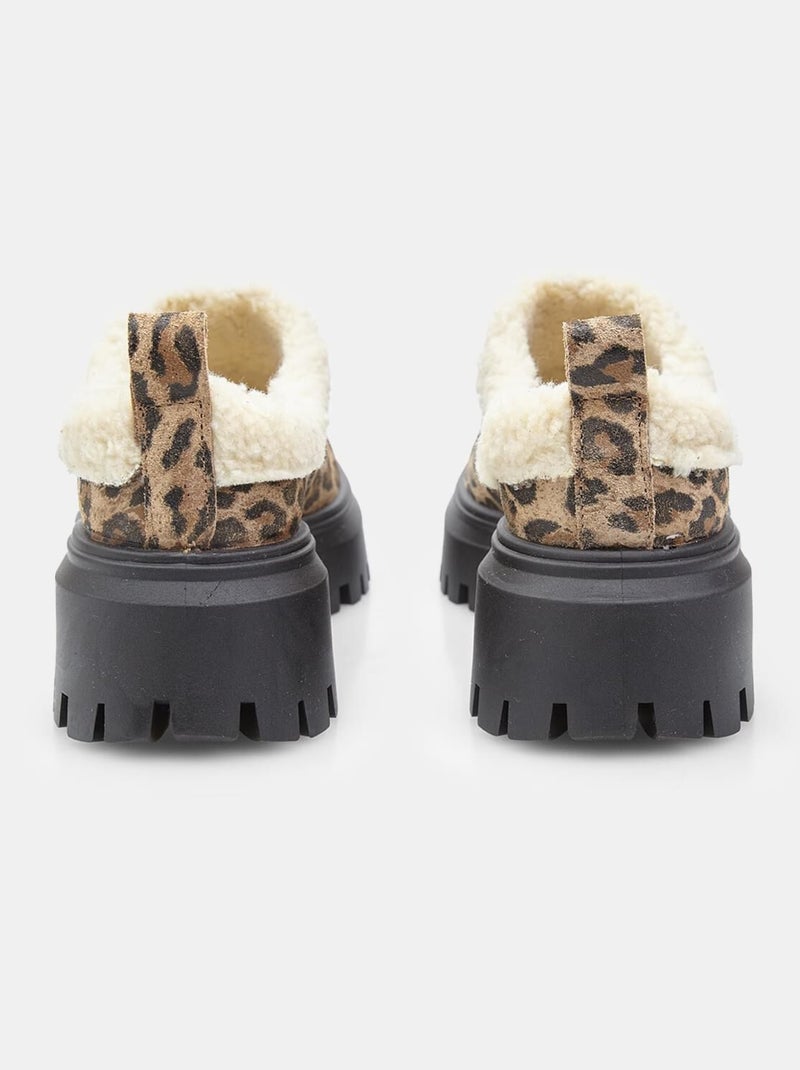Mules en daim BATA Multicolore - Kiabi