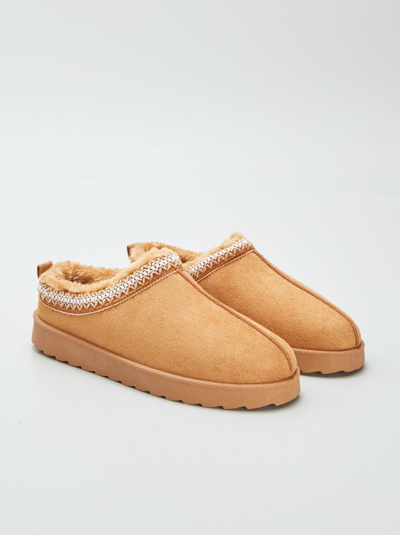 Mules fourrées brodées Camel - Kiabi