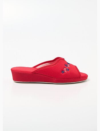 Mules largeur confort brodées talon compensé enrobé