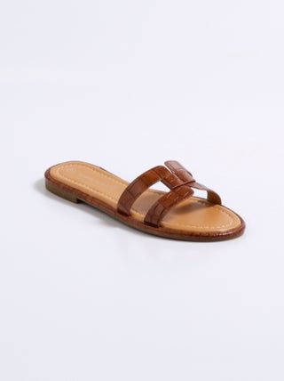 Mules plates chic façon croco
