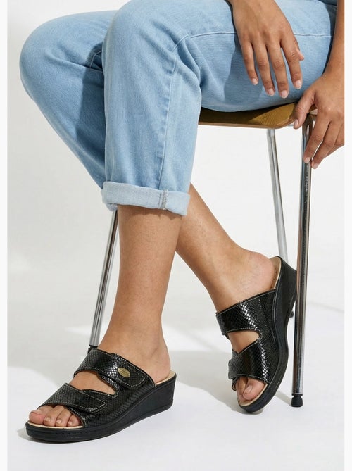 Mules scratchées grande largeur cuir - afibel - Kiabi Mules scratchées grande largeur cuir - afibel - Kiabi
