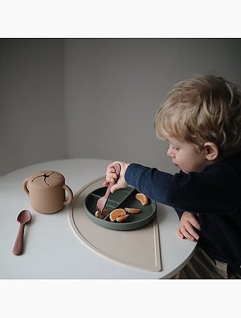 Mushie - set de table en silicone bleu marine à motif planètes pour enfant