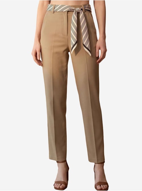 My fashion pantalon en crêpe à jambe droite et taille haute avec ceinture - Kiabi My fashion pantalon en crêpe à jambe droite et taille haute avec ceinture - Kiabi