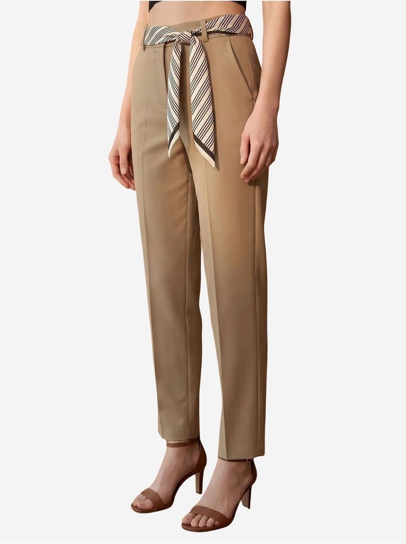My fashion pantalon en crêpe à jambe droite et taille haute avec ceinture Grège - Kiabi