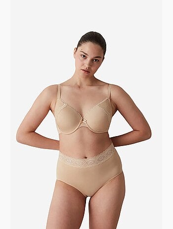 My form soutien-gorge sculptant à détails en dentelle, à armatures, sans rembourrage penti