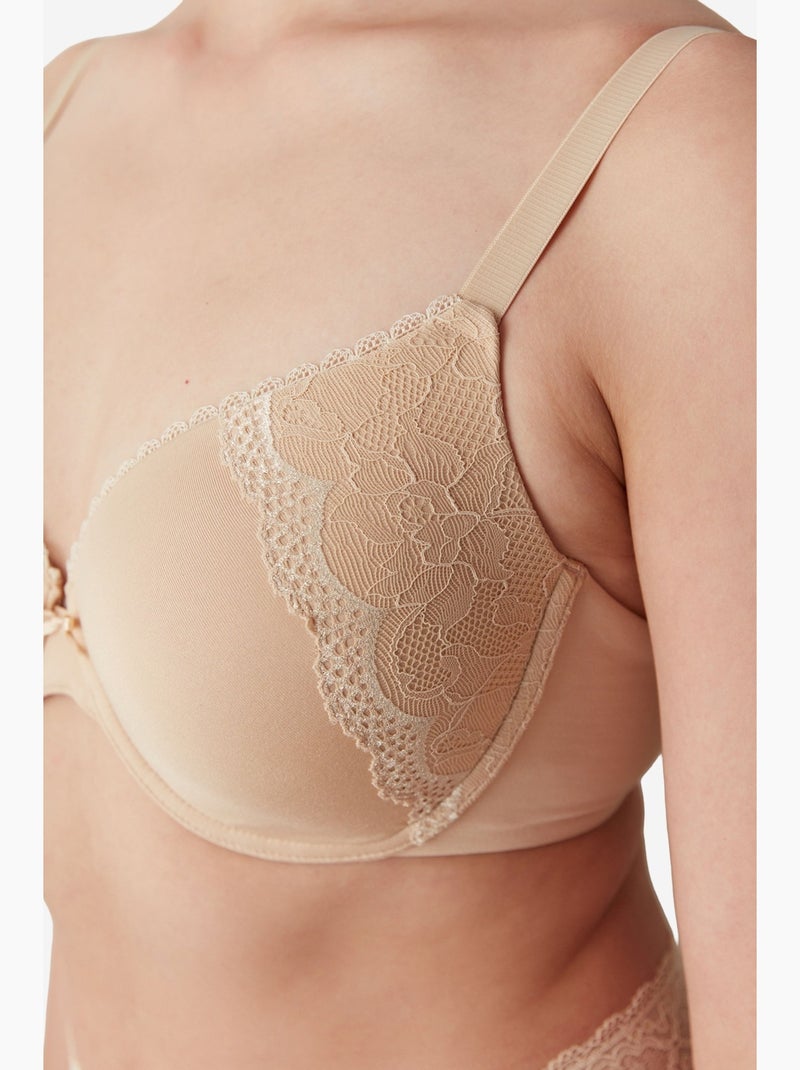 My form soutien-gorge sculptant à détails en dentelle, à armatures, sans rembourrage penti Nude - Kiabi