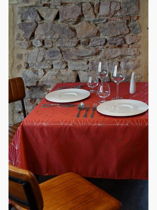 Nappe 145x300cm Facette rouge - Kiabi Nappe 145x300cm Facette rouge - Kiabi