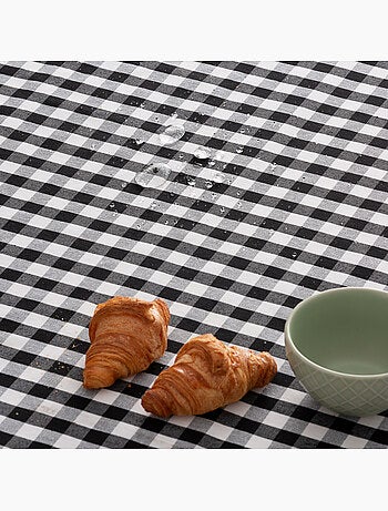 Nappe anti-taches à carreaux vichy, tissée, toucher textile - Gamusi.