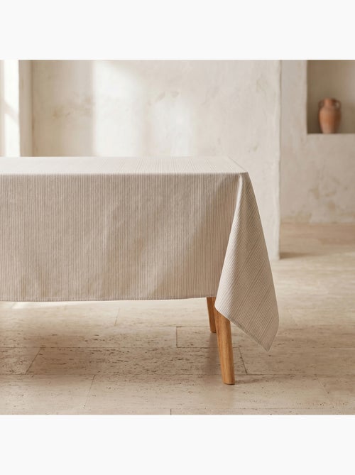 Nappe antitache avec tissu texturé à fines rayures - Gamusi. - Kiabi Nappe antitache avec tissu texturé à fines rayures - Gamusi. - Kiabi
