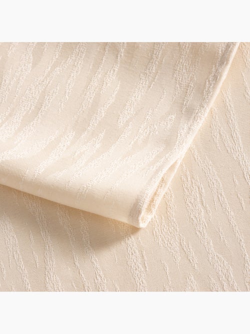 Nappe antitache avec tissu texturé effet veiné - Gamusi. - Kiabi Nappe antitache avec tissu texturé effet veiné - Gamusi. - Kiabi