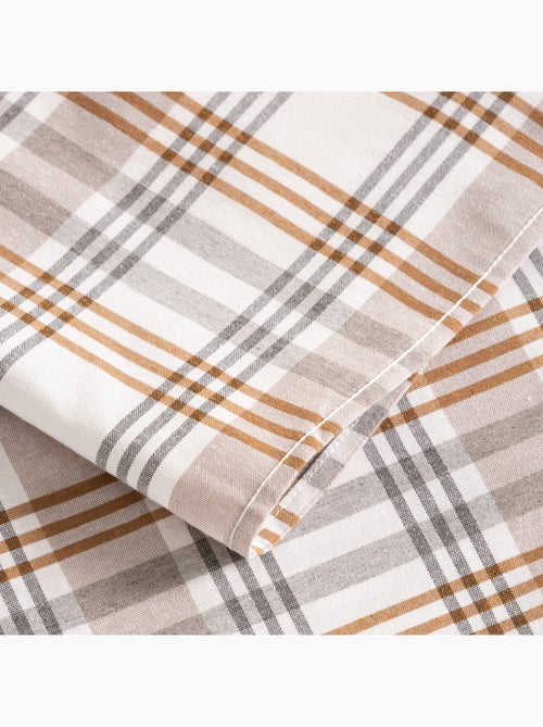 Nappe antitache ronde motif tartan, toucher et tombé naturels - Gamusi. - Kiabi Nappe antitache ronde motif tartan, toucher et tombé naturels - Gamusi. - Kiabi