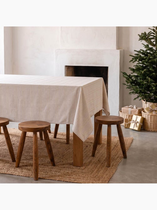 Nappe de noël avec rayures en fil lurex en relief - gamusi. - Kiabi Nappe de noël avec rayures en fil lurex en relief - gamusi. - Kiabi