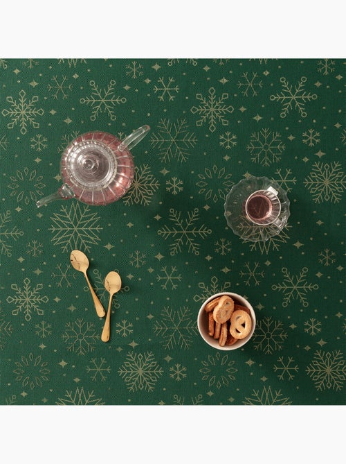 Nappe de noël en coton, flocons de neige dorés en relief - gamusi - Kiabi Nappe de noël en coton, flocons de neige dorés en relief - gamusi - Kiabi