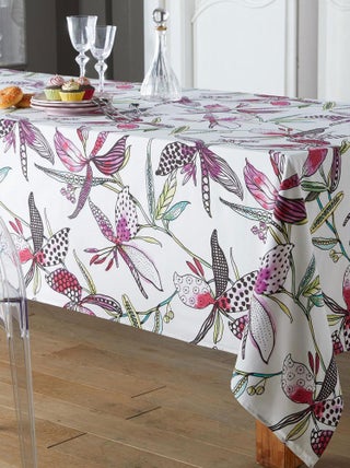 Nappe enduite aux fleurs exotiques