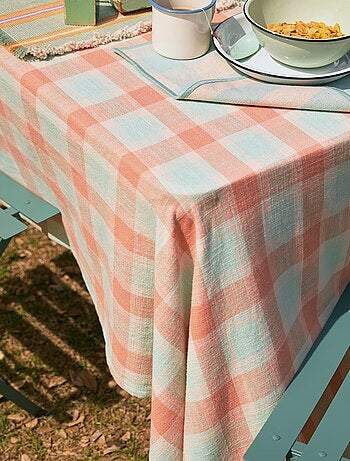 Nappe imprimée à carreaux